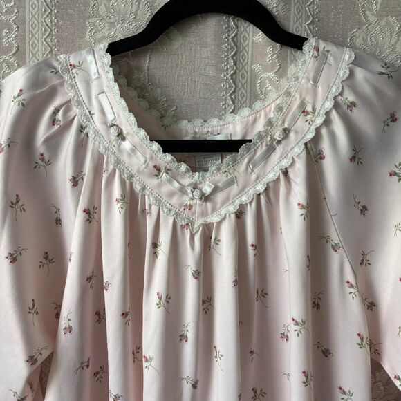 Aria Women's Pink Maxi Nightgown - Picture 1 of 8